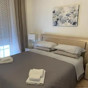 https://aria-di-casa.hotelinveneto.com
